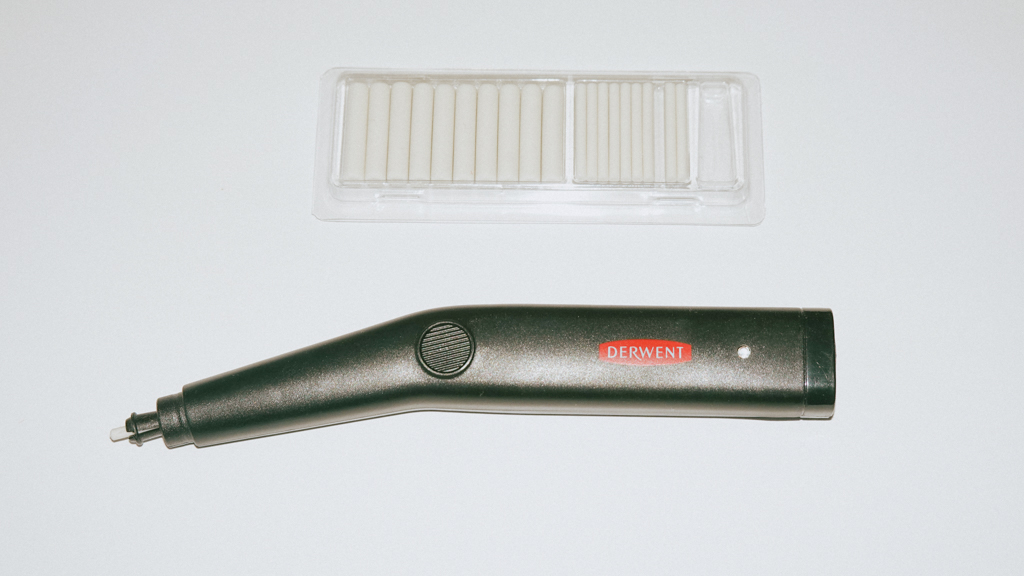 Derwent electric eraser and its refills.
